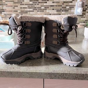 JOE Fresh Kids Brown lined Boots size 12 , NWT